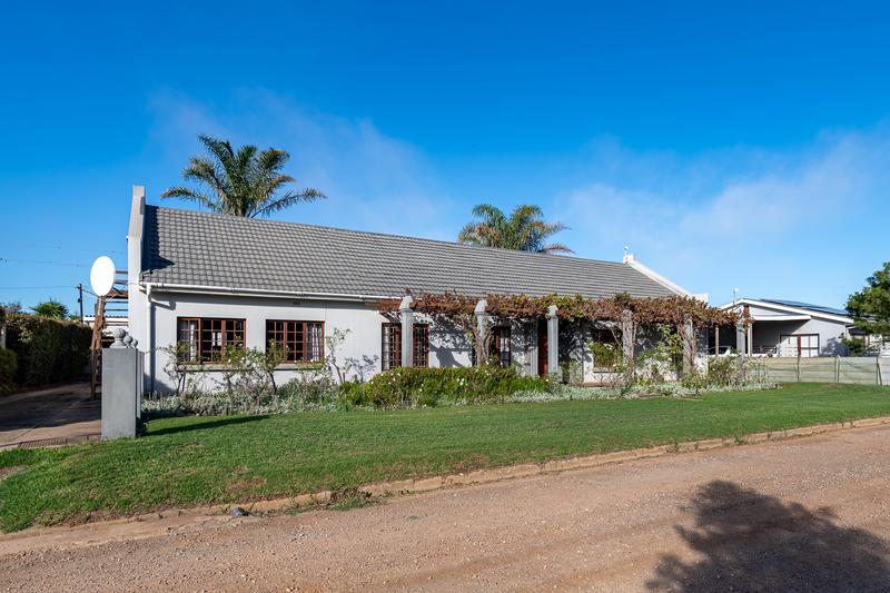 5 Bedroom Property for Sale in Riviersonderend Western Cape